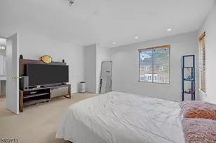 89 Park Gate Dr, Edison, NJ 08820 - Photo 11