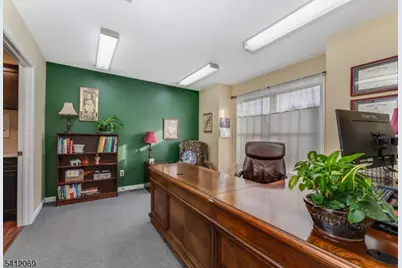 81 Park Ave, Flemington, NJ 08822 - Photo 5