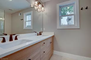 81 Mission St, Montclair, NJ 07042 - Photo 11