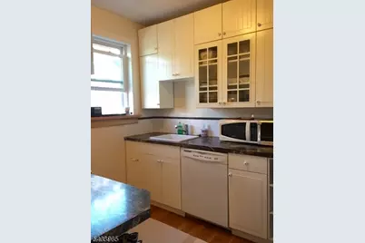 12 Orchard Rd, Maplewood, NJ 07040 - Photo 3