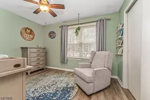 16 Hancock Ct, Raritan Township, NJ 08822 - Photo 11