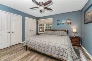 16 Hancock Ct, Raritan Township, NJ 08822 - Photo 9
