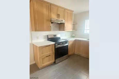 197 N Beverwyck Rd #10, Parsippany, NJ 07034 - Photo 5