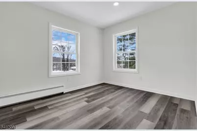 70 Lake Wallkill Rd, Vernon, NJ 07461 - Photo 27