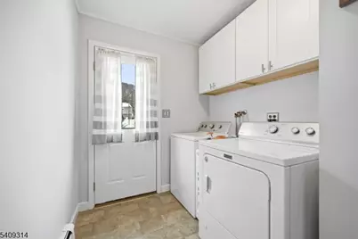 8 Bordeaux Ter, West Milford, NJ 07480 - Photo 15