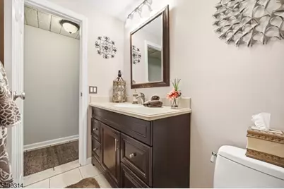 8 Bordeaux Ter, West Milford, NJ 07480 - Photo 27