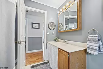 8 Bordeaux Ter, West Milford, NJ 07480 - Photo 13