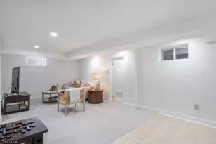 225 Lawrence Ave, North Plainfield, NJ 07063 - Photo 31