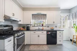 225 Lawrence Ave, North Plainfield, NJ 07063 - Photo 11