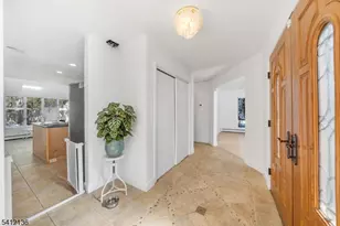 14 Louisa Ct, Wayne, NJ 07470 - Photo 3