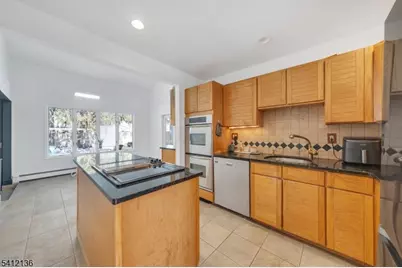 14 Louisa Ct, Wayne, NJ 07470 - Photo 25