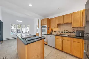 14 Louisa Ct, Wayne, NJ 07470 - Photo 25