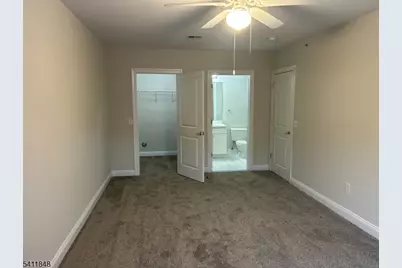 31 Wilshire Ter, Kinnelon, NJ 07405 - Photo 5