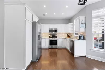 1463 Barnhardt Ln, Rahway, NJ 07065 - Photo 9