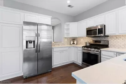 1463 Barnhardt Ln, Rahway, NJ 07065 - Photo 7