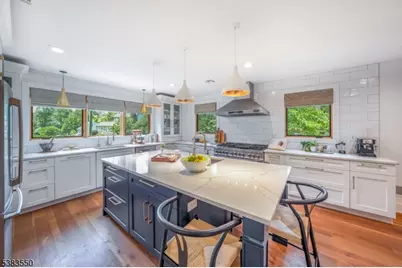 25 Division Ave, New Providence, NJ 07901 - Photo 3