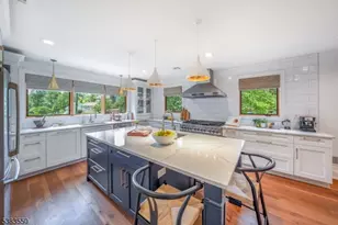 25 Division Ave, New Providence, NJ 07901 - Photo 3