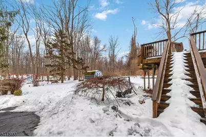 384 Millbrook Ave, Randolph Township, NJ 07869 - Photo 23