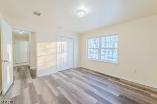 33 Viking Ave, Franklin Township, NJ 08873 - Photo 33