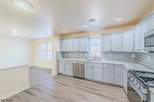 33 Viking Ave, Franklin Township, NJ 08873 - Photo 13