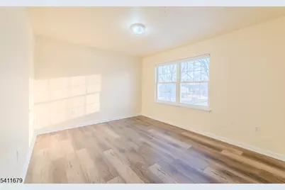 33 Viking Ave, Franklin Township, NJ 08873 - Photo 25