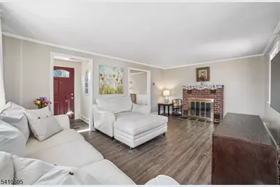 400 Valmere Ave, Piscataway Township, NJ 08854 - Photo 3