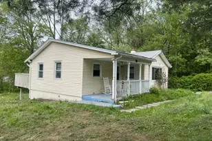10 Lake Shore Rd, Hardyston Township, NJ 07460 - Photo 3