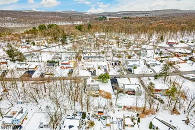 10 Lake Shore Rd, Hardyston Township, NJ 07460 - Photo 7