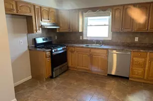 216 N 11th St, Kenilworth, NJ 07033 - Photo 3