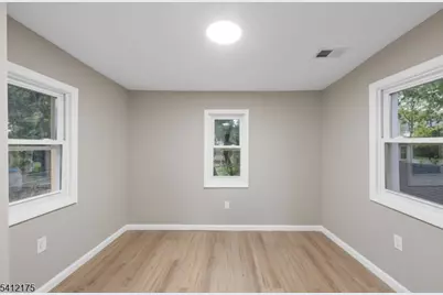 208 E 8th Ave, Roselle, NJ 07203 - Photo 17