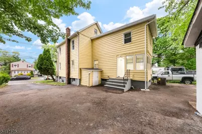 208 E 8th Ave, Roselle, NJ 07203 - Photo 9