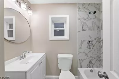 208 E 8th Ave, Roselle, NJ 07203 - Photo 23