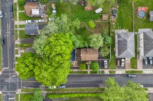 208 E 8th Ave, Roselle, NJ 07203 - Photo 3