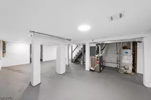 208 E 8th Ave, Roselle, NJ 07203 - Photo 29