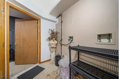 595 N 5th St, Newark, NJ 07107 - Photo 35