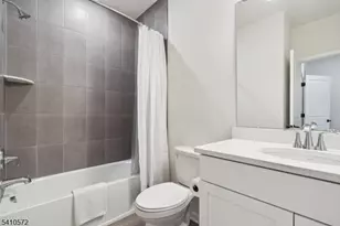 4 Sadie Cir Unit, Union Township, NJ 07083 - Photo 17