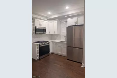 19 Rosehill Pl, Irvington, NJ 07111 - Photo 3