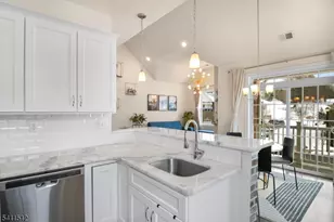 101 Autumn Ct, Little Falls Township, NJ 07424 - Photo 11