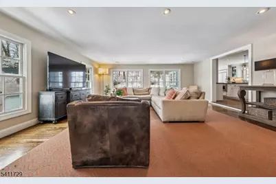 65 Seven Oaks Dr, New Providence, NJ 07901 - Photo 23