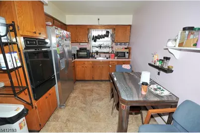 300 Kennedy Dr, Linden, NJ 07036 - Photo 5