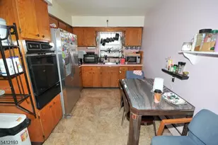 300 Kennedy Dr, Linden, NJ 07036 - Photo 5