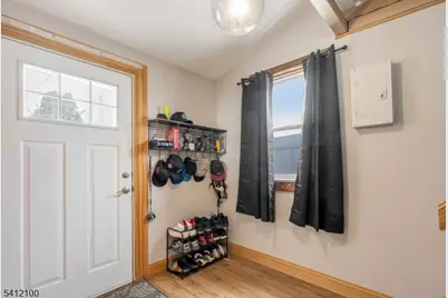 19 Entwistle Ave, Nutley, NJ 07110 - Photo 3