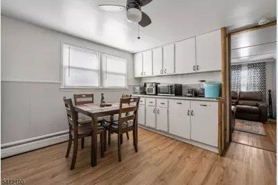 19 Entwistle Ave, Nutley, NJ 07110 - Photo 7