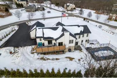 27 Sterling Dr, Wantage, NJ 07461 - Photo 11