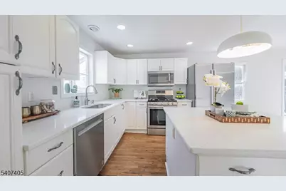 16 Walnut Ct, South Orange, NJ 07079 - Photo 3