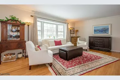 17 Iron Forge Rd, Parsippany, NJ 07054 - Photo 13