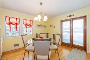 17 Iron Forge Rd, Parsippany, NJ 07054 - Photo 9