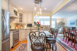 17 Iron Forge Rd, Parsippany, NJ 07054 - Photo 5