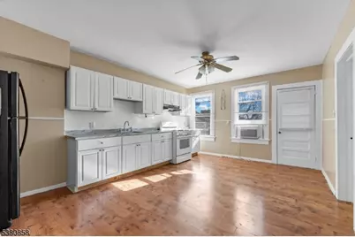 206 N 6th St, Prospect Park, NJ 07508 - Photo 3