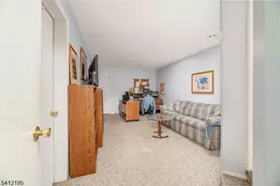 44 Mill Pond Rd, Woodland Park, NJ 07424 - Photo 33